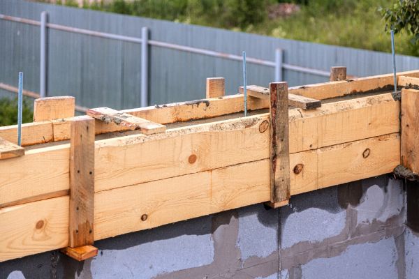 Cost of Poured Wall Construction in Pleasant Grove