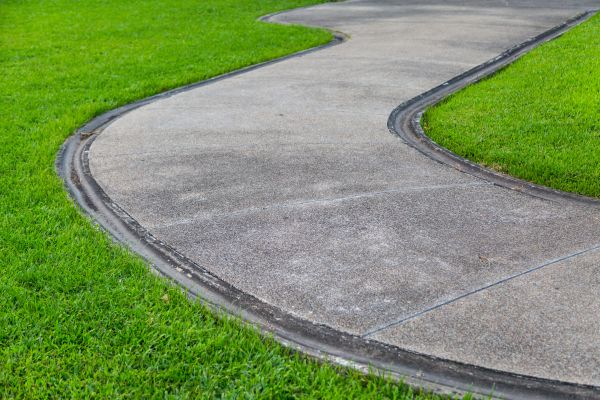 Cost of Concrete Sidewalk Construction in Pleasant Grove