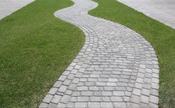 Cost of Walkway Paving in Pleasant Grove